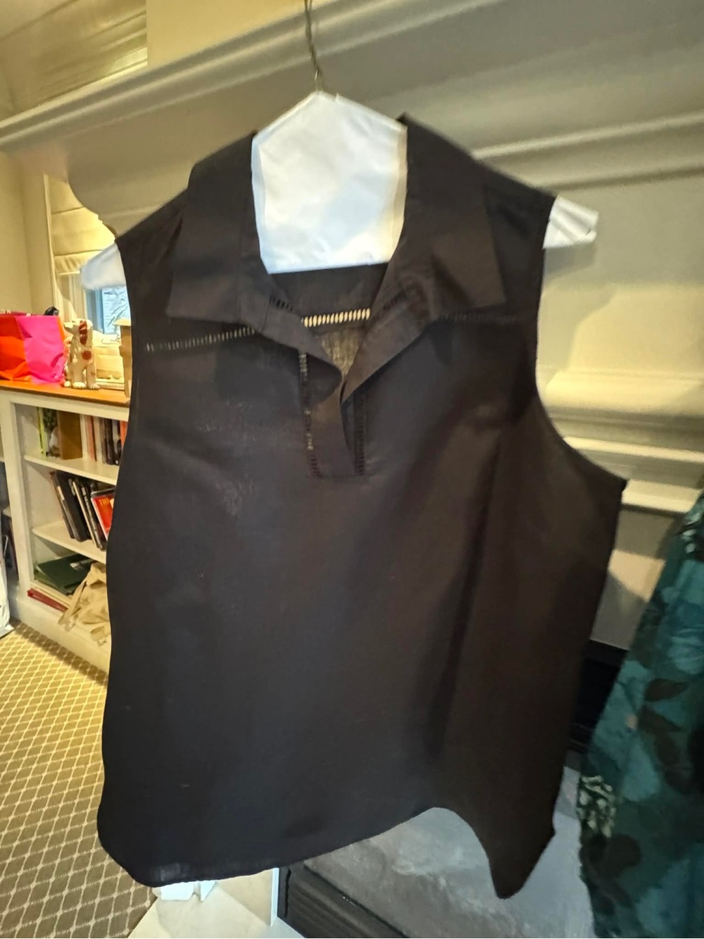 Chico’s black sleeveless linen shirt